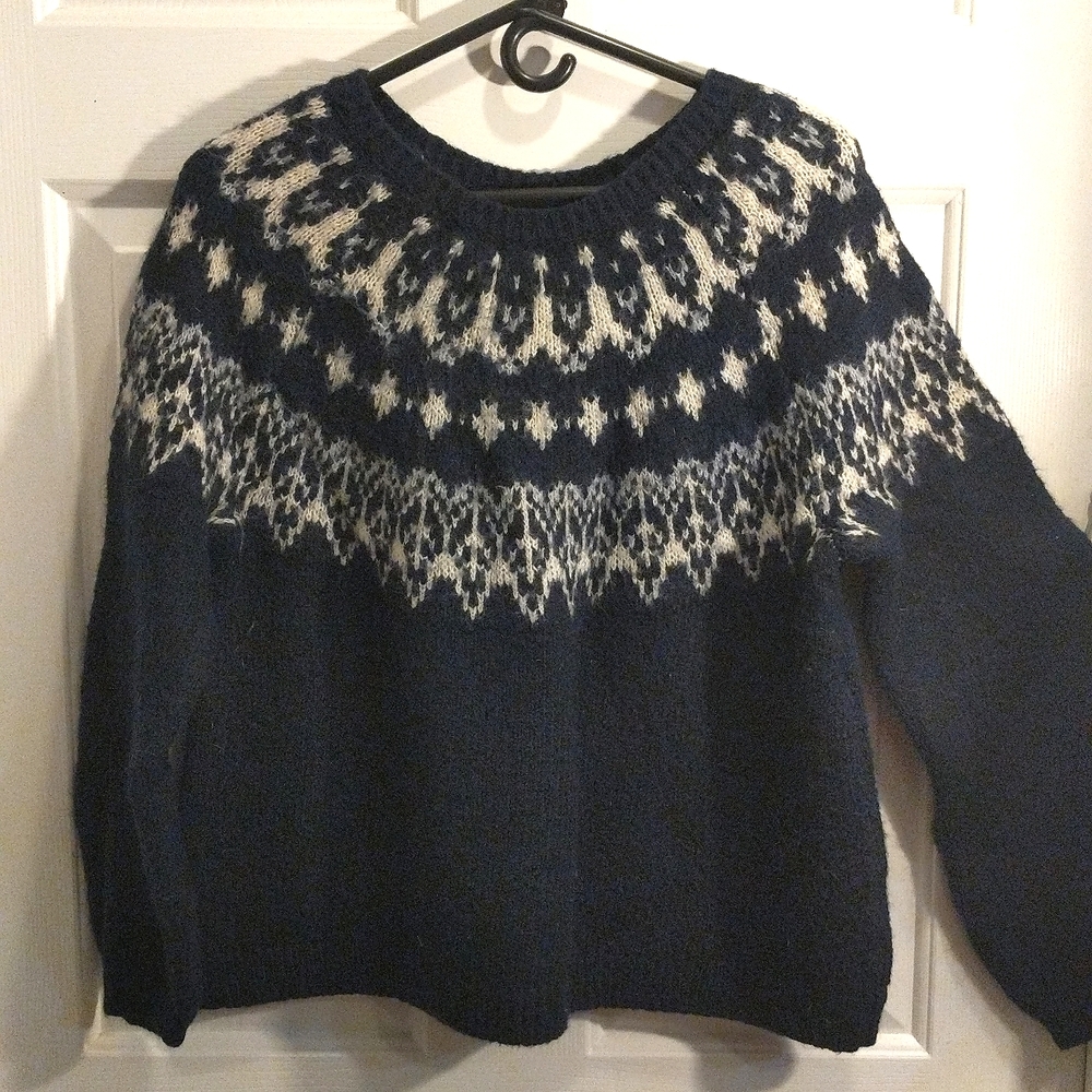 Super cozy, fuzzy navy blue and white sweater